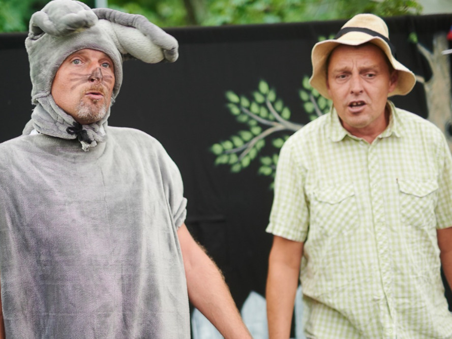 LÉTO PLNÉ ZÁŽITKŮ - Divadlo Krabice ve Funparku